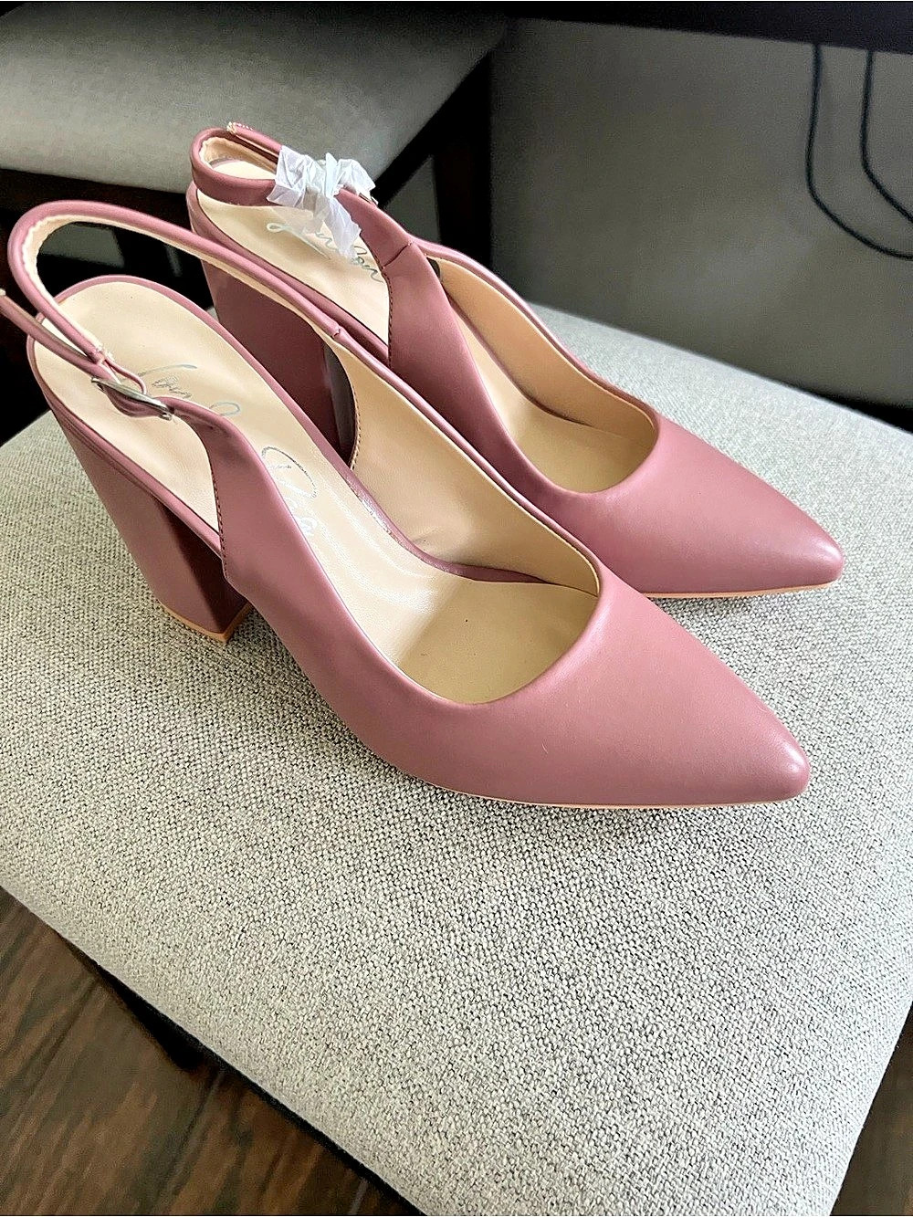 London Rag Pointed-Toe Slingback Heels in Blush new